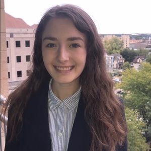 Meet your Posher, Lauren